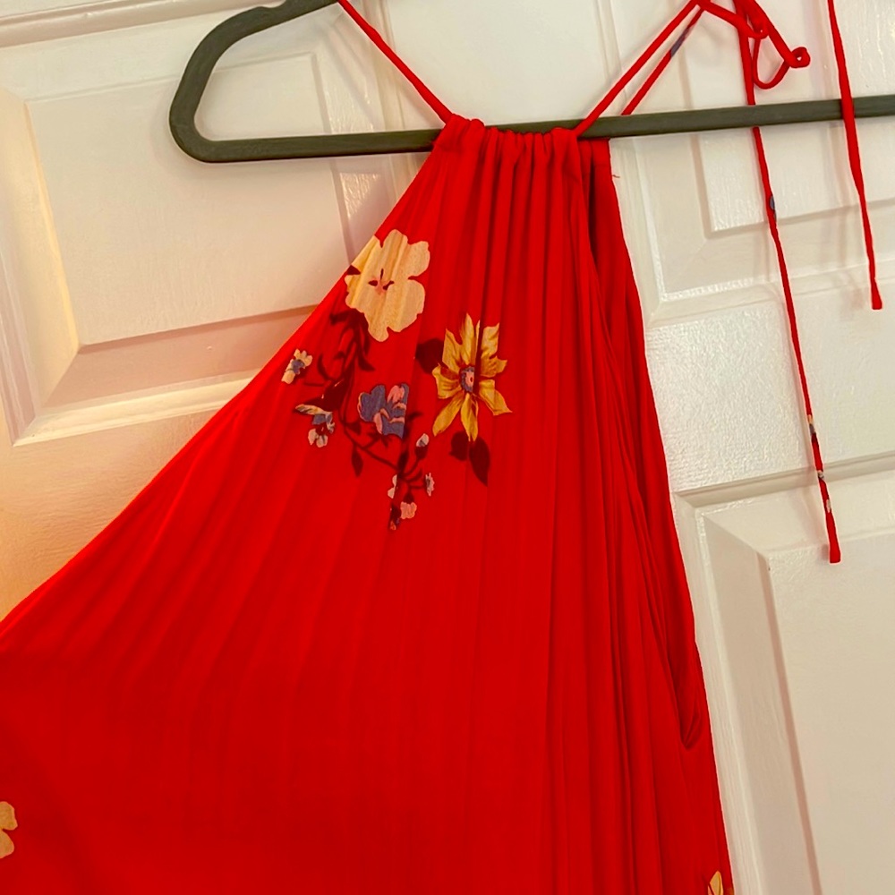 Beautiful Floral Maxi with spaghetti straps- Size Large